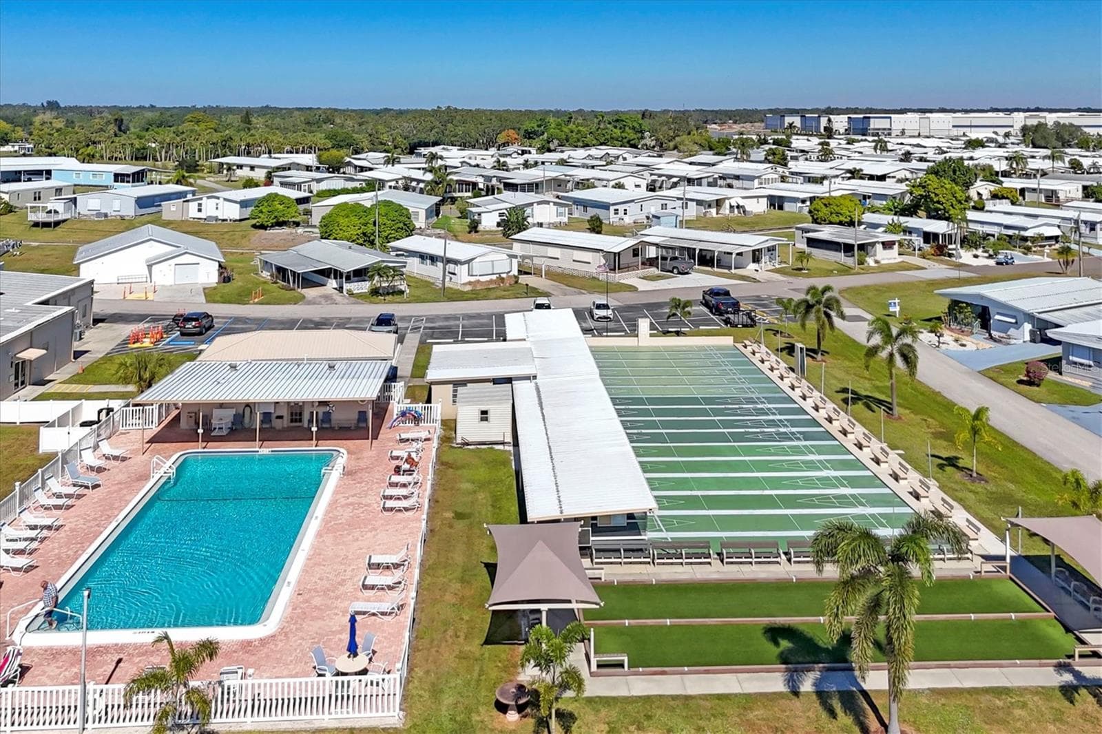 Recreational Center - 4308 13TH ST E, ELLENTON