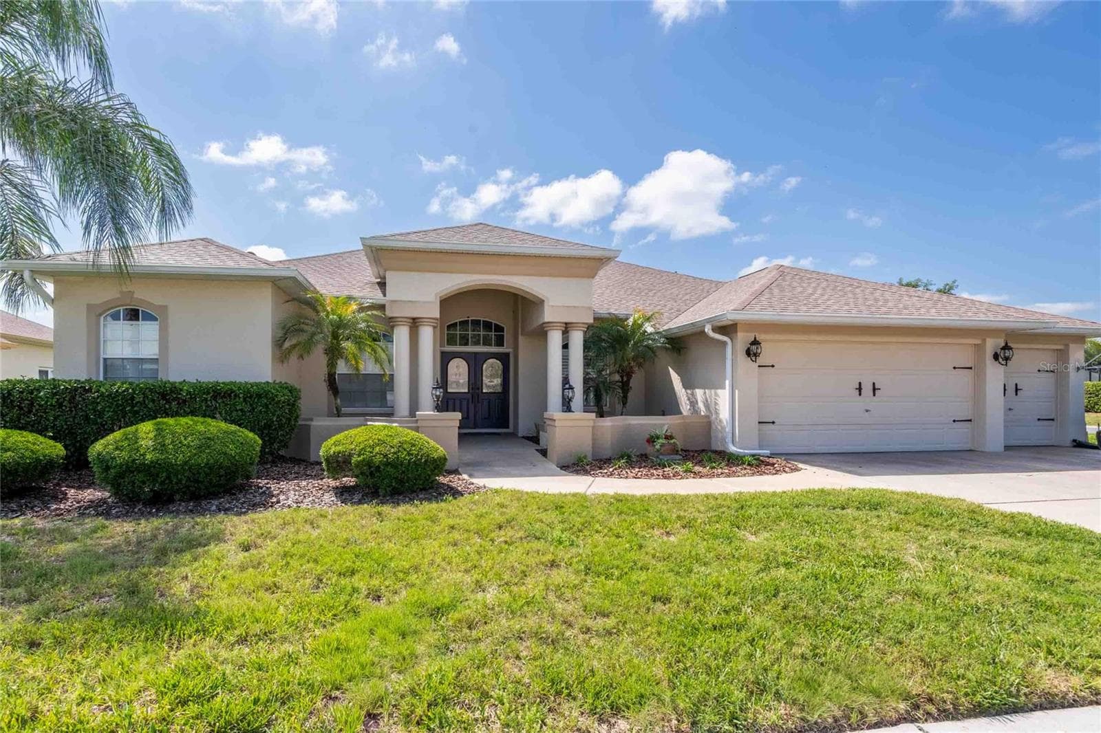 Single Family Residence at 7425 MELOGOLD CIR, LAND O LAKES, photo 2 of 51