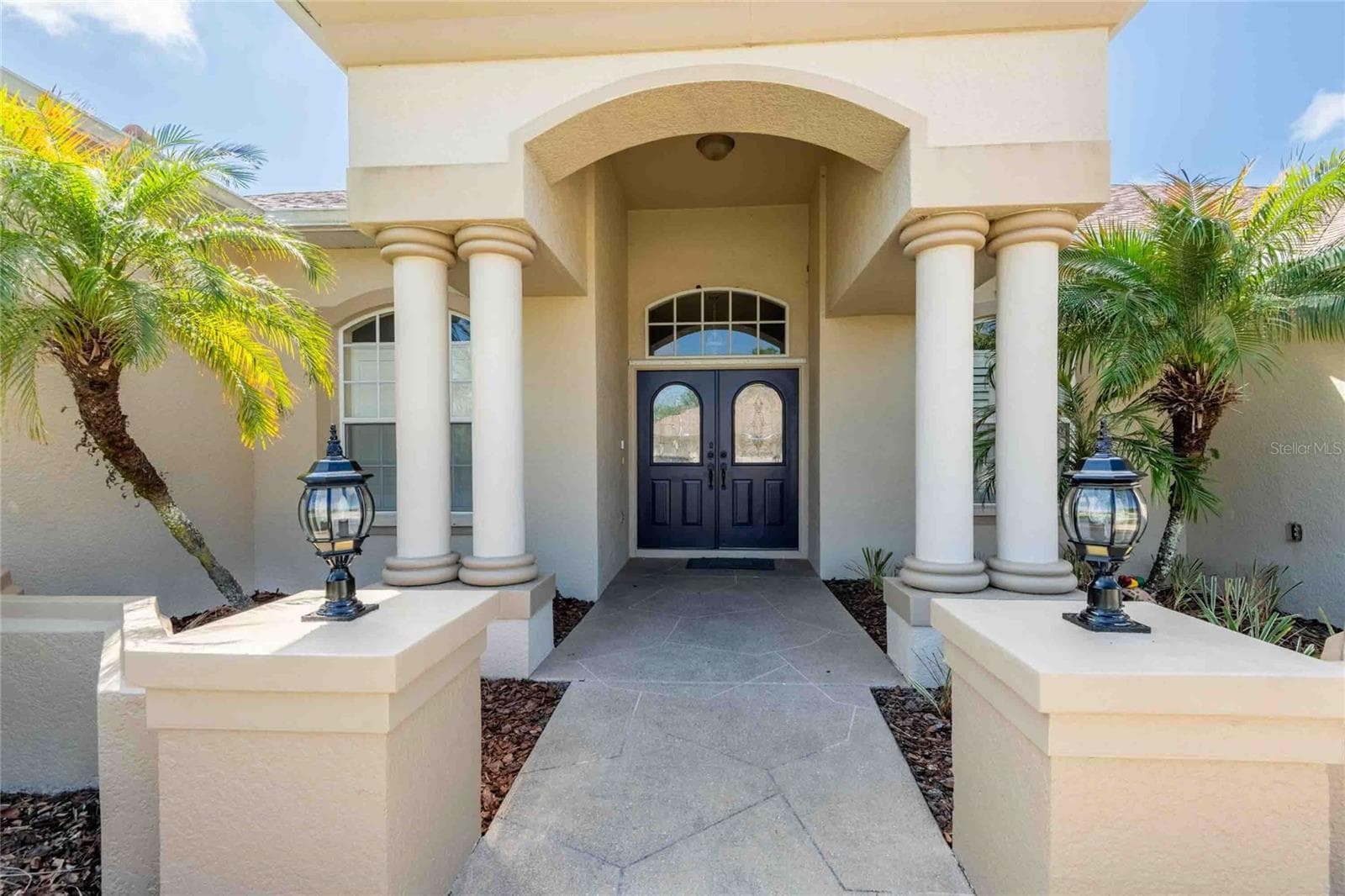 Single Family Residence at 7425 MELOGOLD CIR, LAND O LAKES, photo 3 of 51