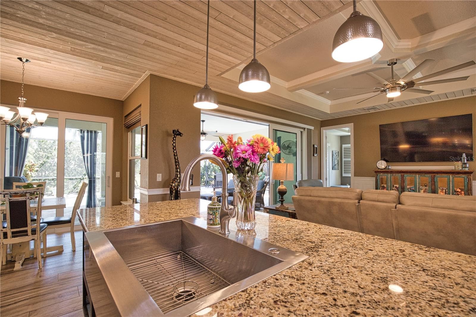 Single Family Residence at 39 MEDALIST RD, ROTONDA WEST, photo 19 of 42