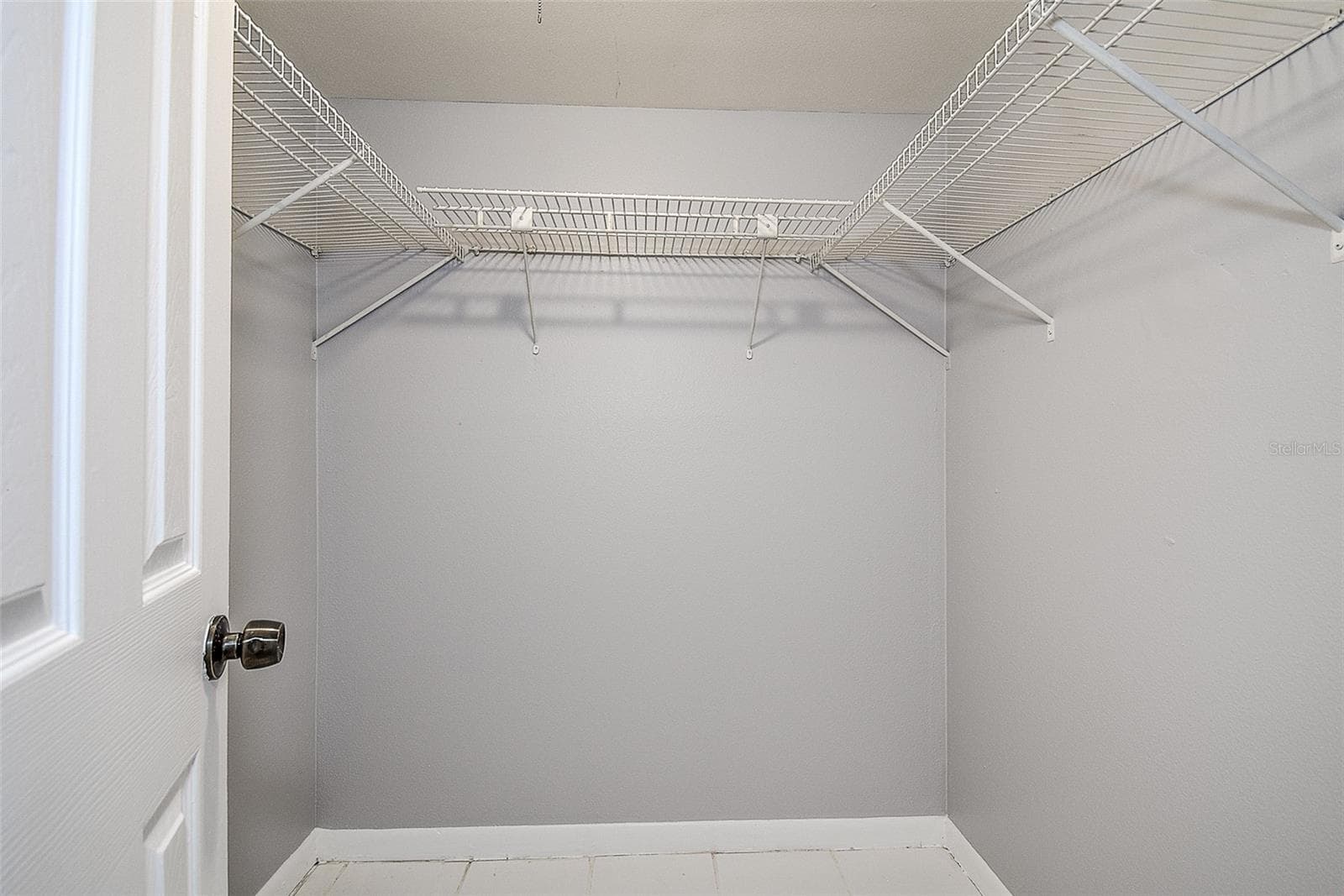 Condominium at 860 S VILLAGE DR N #106, ST PETERSBURG, photo 20 of 47