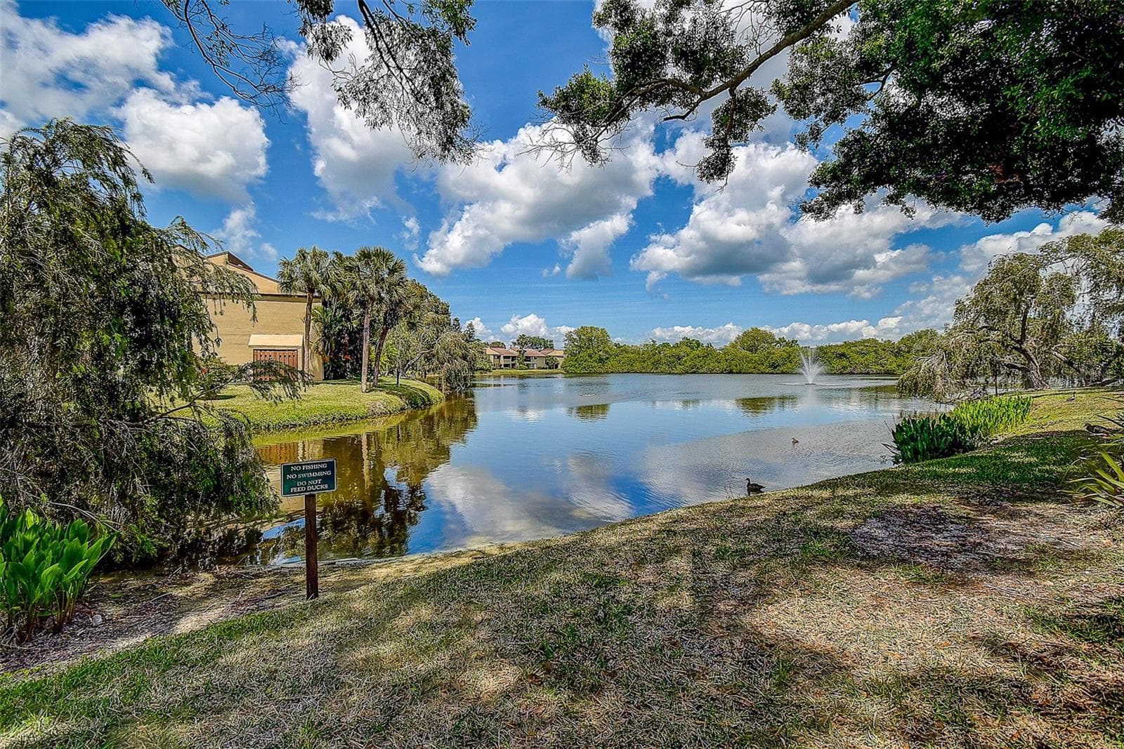Condominium at 860 S VILLAGE DR N #106, ST PETERSBURG, photo 35 of 47