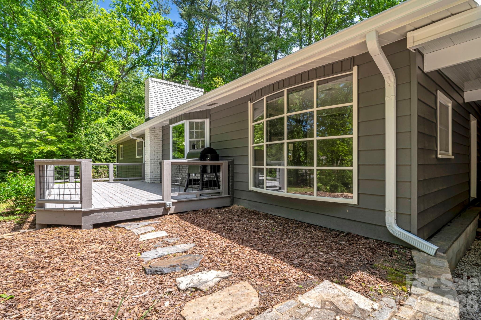 Easy, convenient access right into the front entry. - Arden