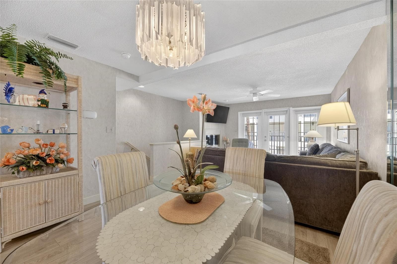 Dining - 17960 GULF BLVD #108, REDINGTON SHORES