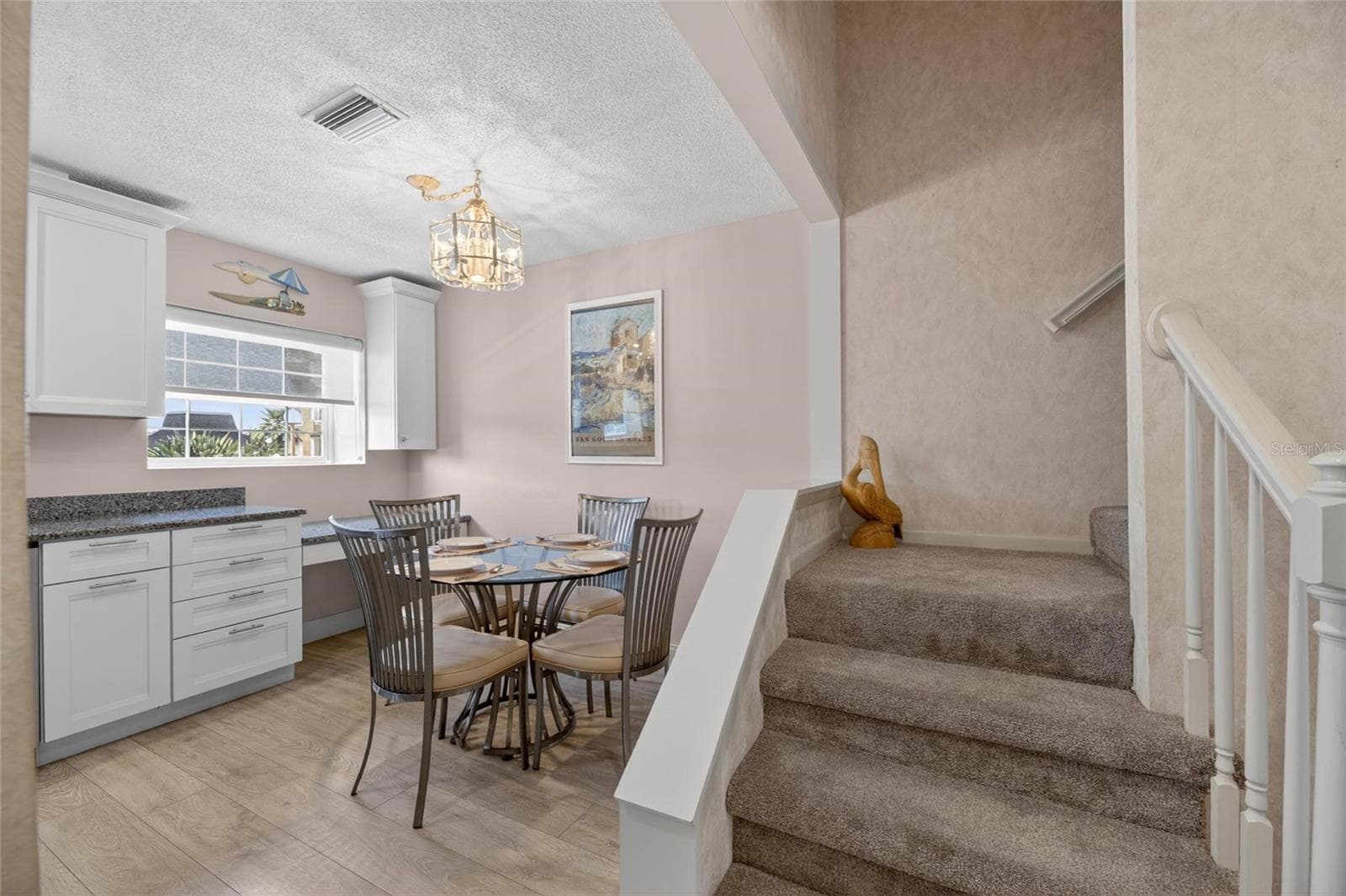 Kitchen Nook - 17960 GULF BLVD #108, REDINGTON SHORES