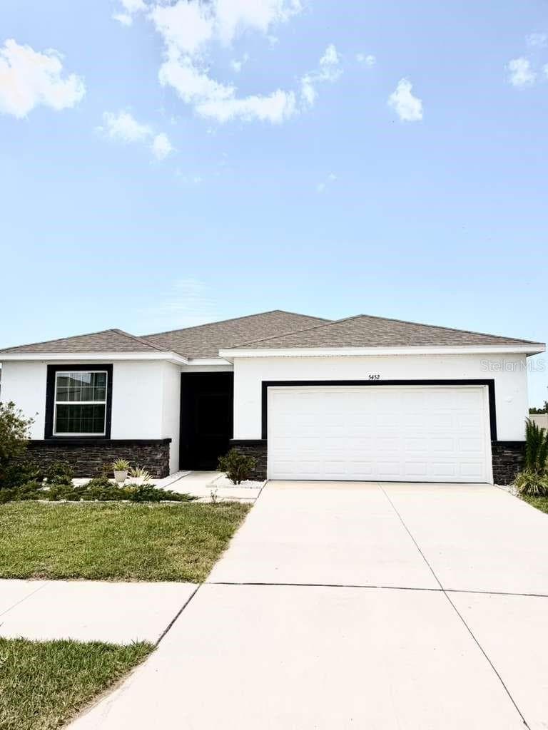 Single Family Residence at 5452 FLINT HILLS DR, WIMAUMA, photo 2 of 46