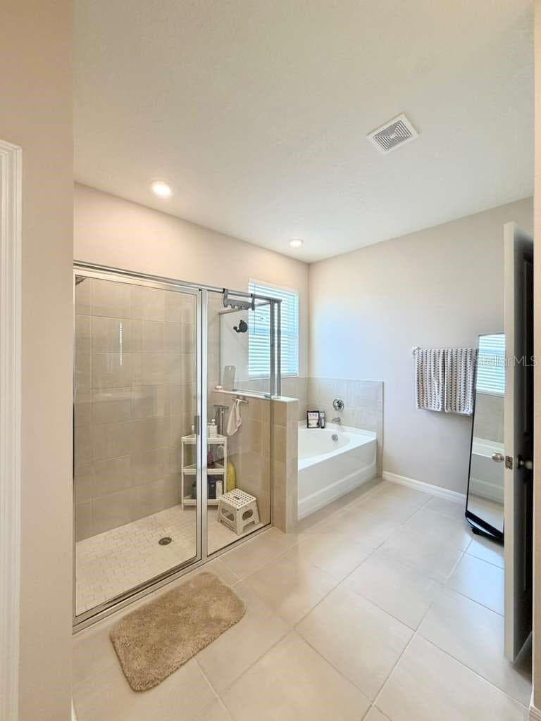 Single Family Residence at 5452 FLINT HILLS DR, WIMAUMA, photo 22 of 46