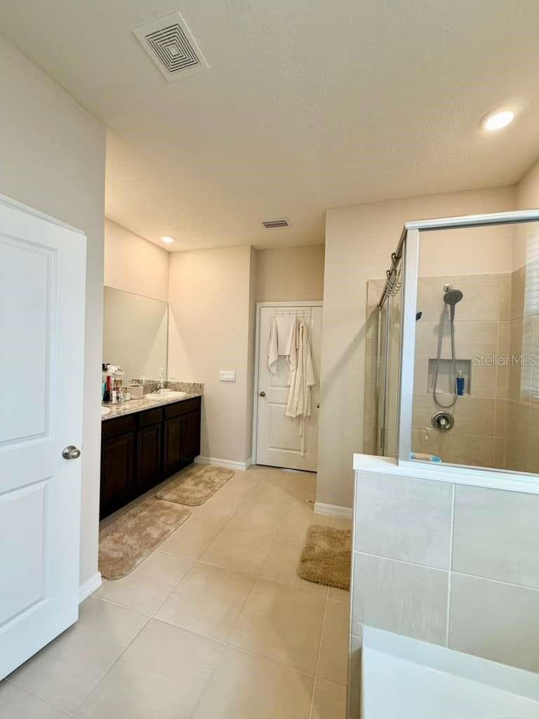 Single Family Residence at 5452 FLINT HILLS DR, WIMAUMA, photo 23 of 46