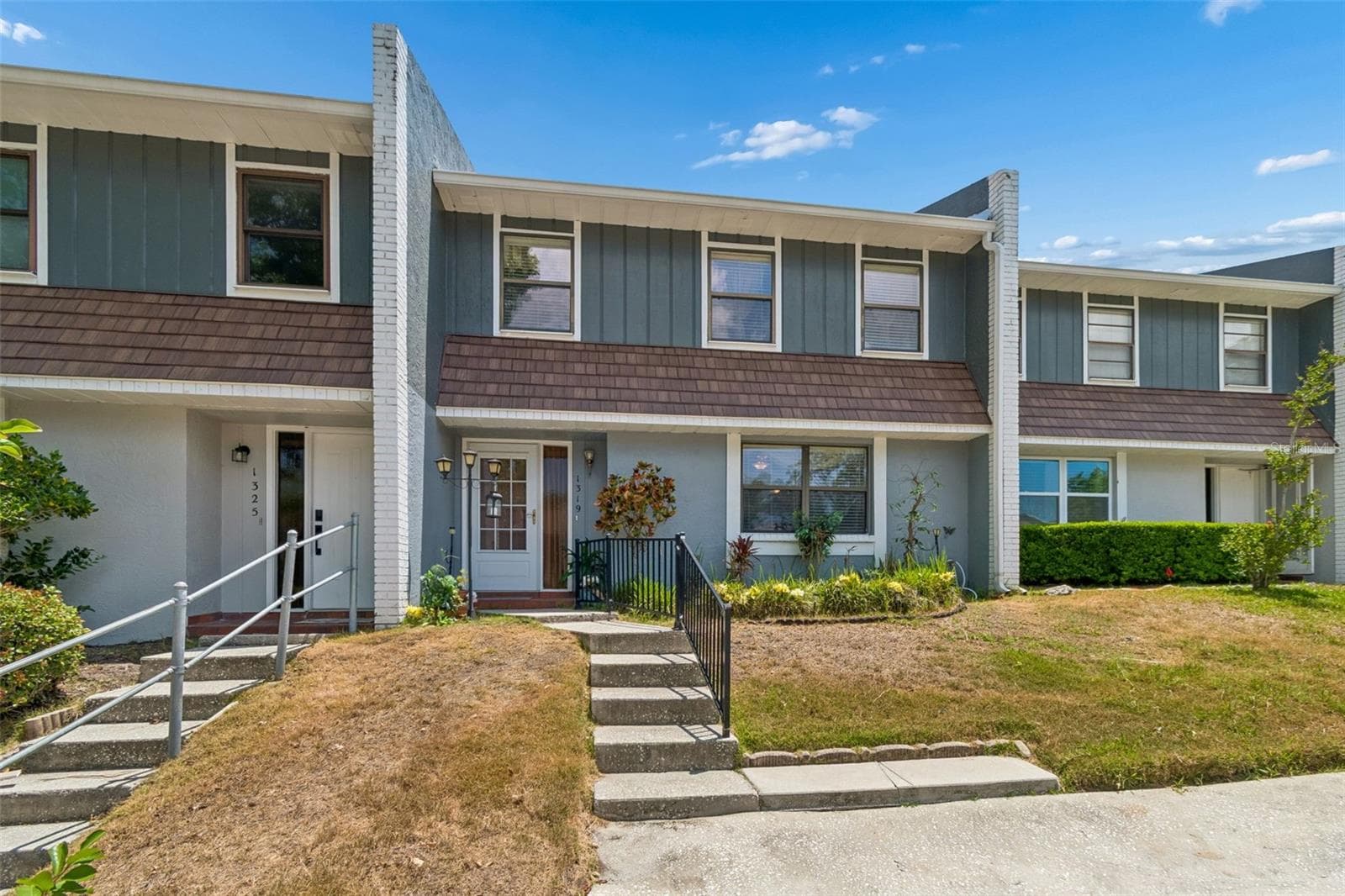 Townhouse at 1319 ABBEY CRESCENT LN, CLEARWATER, photo 44 of 52
