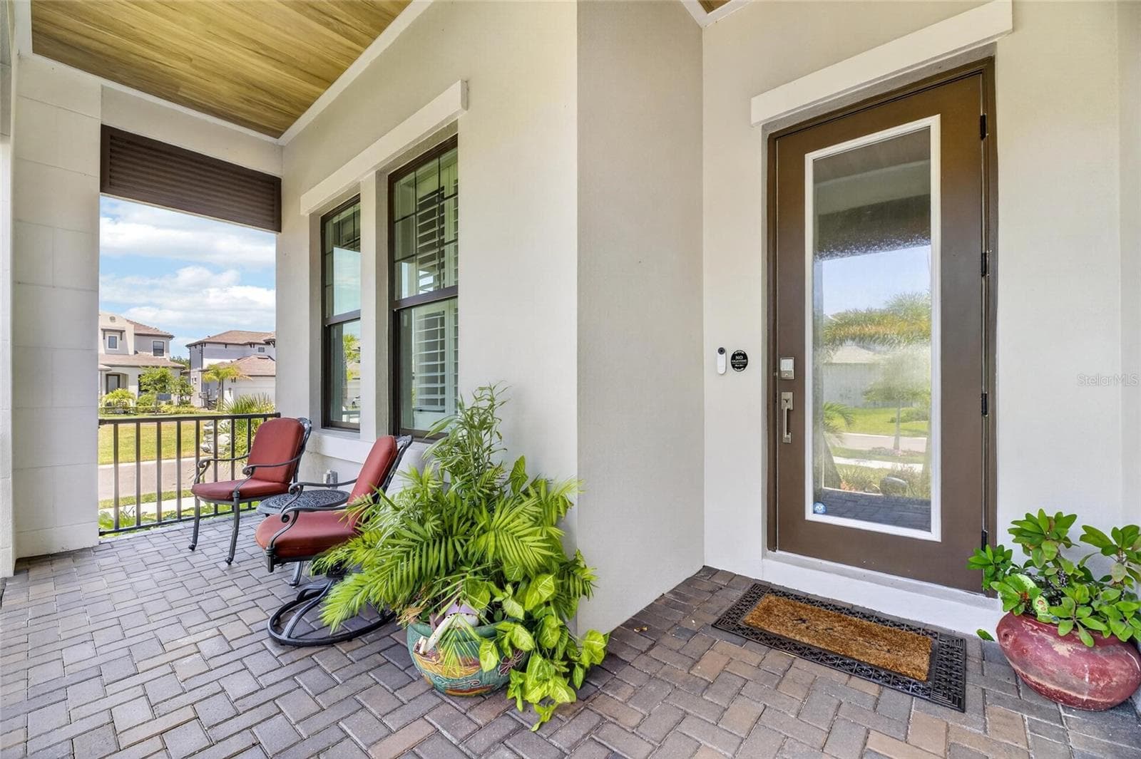 Single Family Residence at 1075 SEAGRAPE DR, RUSKIN, photo 9 of 101
