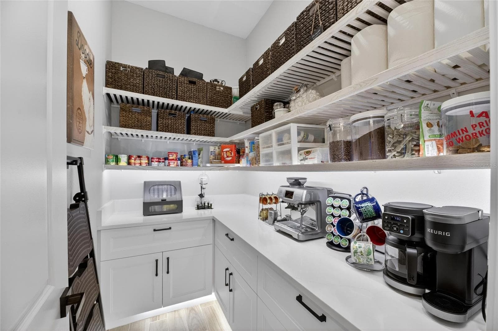 Single Family Residence at 1075 SEAGRAPE DR, RUSKIN, photo 26 of 101