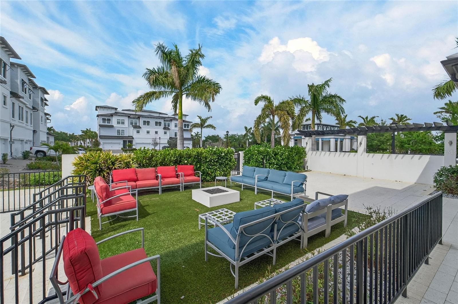 Single Family Residence at 1075 SEAGRAPE DR, RUSKIN, photo 93 of 101