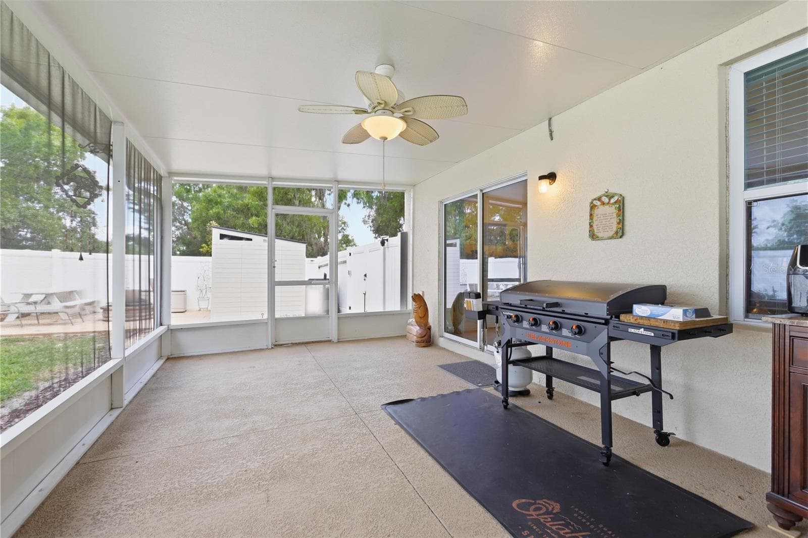 Single Family Residence at 831 OAK HOLLOW LOOP, DELAND, photo 48 of 59