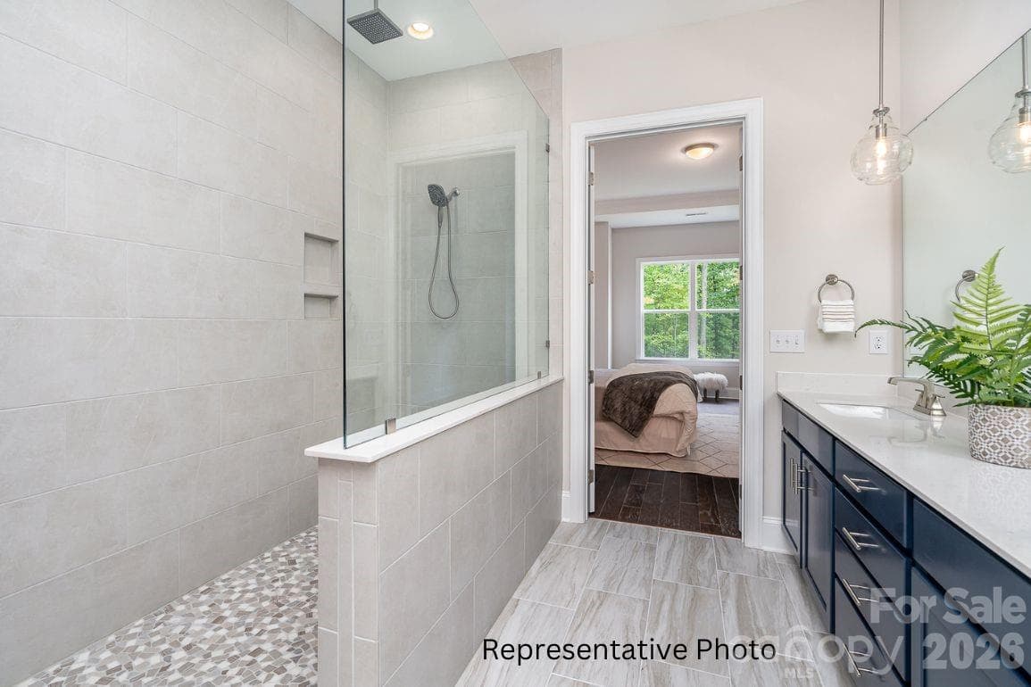 Single Family Residence at 20396 Queens Street, Cornelius, photo 14 of 38