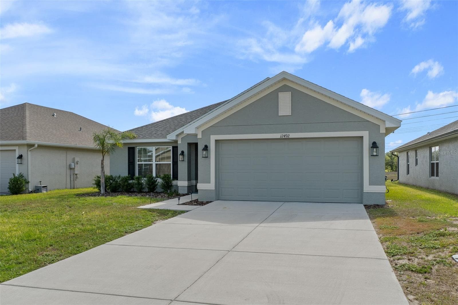 Single Family Residence at 12492 PINE BLUFF ST, SPRING HILL, photo 2 of 37