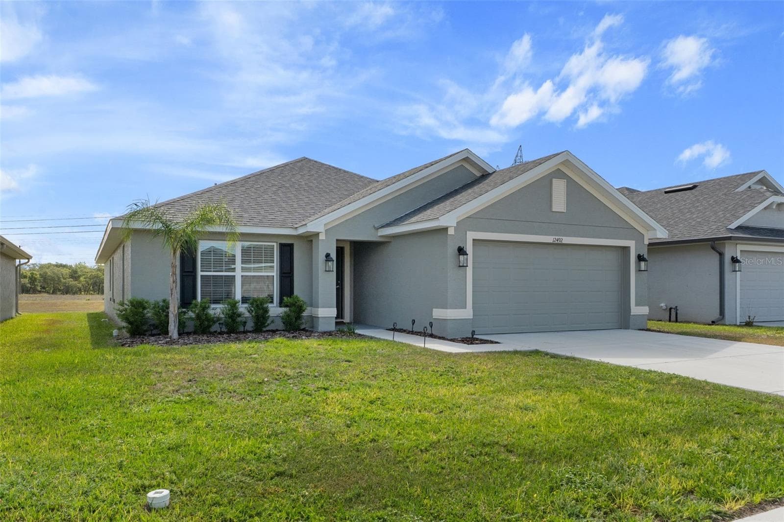 Single Family Residence at 12492 PINE BLUFF ST, SPRING HILL, photo 3 of 37