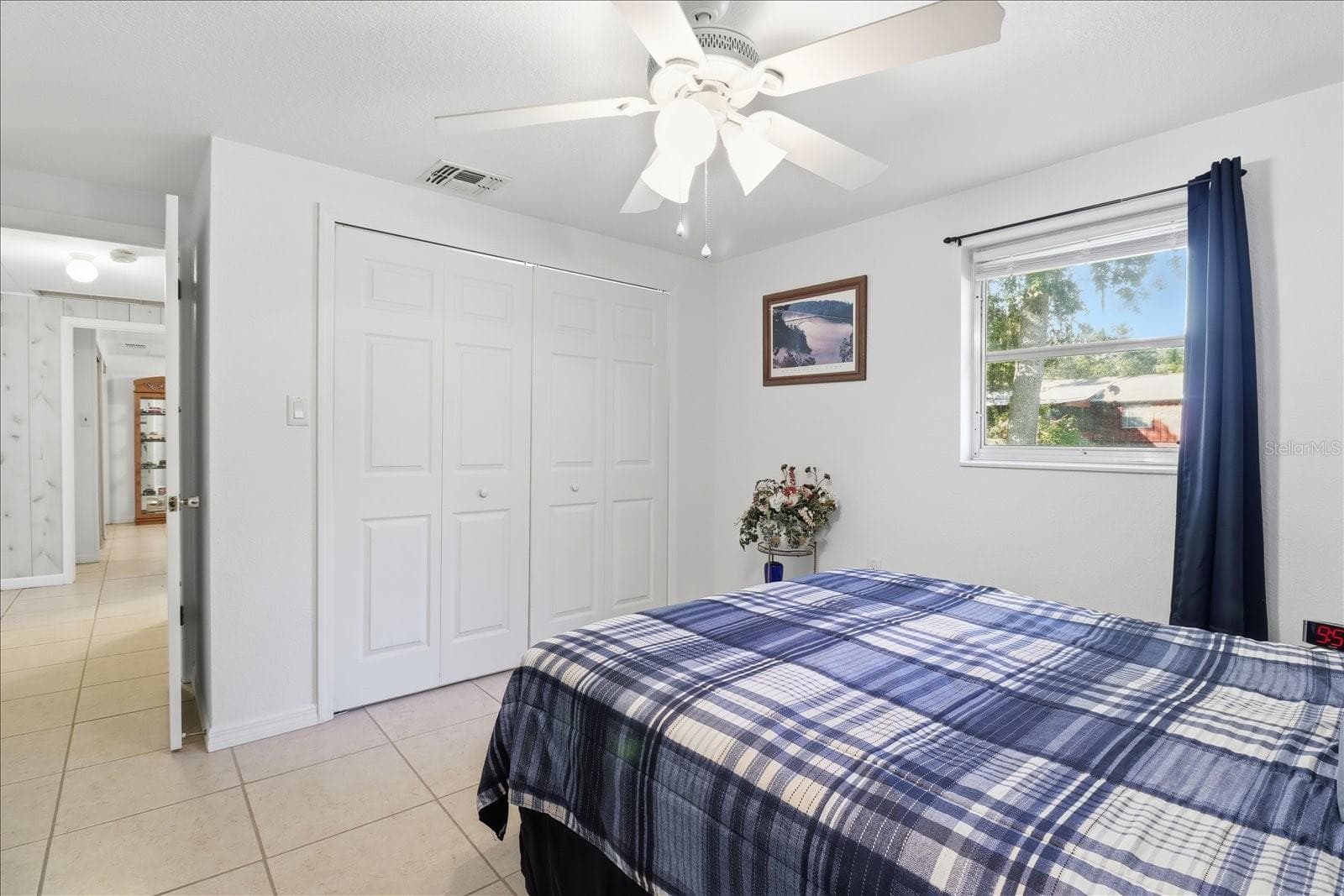 Single Family Residence at 11641 E SALMON DR, FLORAL CITY, photo 11 of 43
