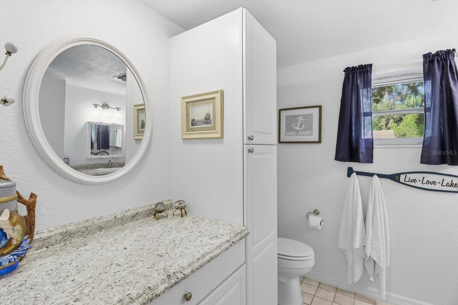 Single Family Residence at 11641 E SALMON DR, FLORAL CITY, photo 12 of 43