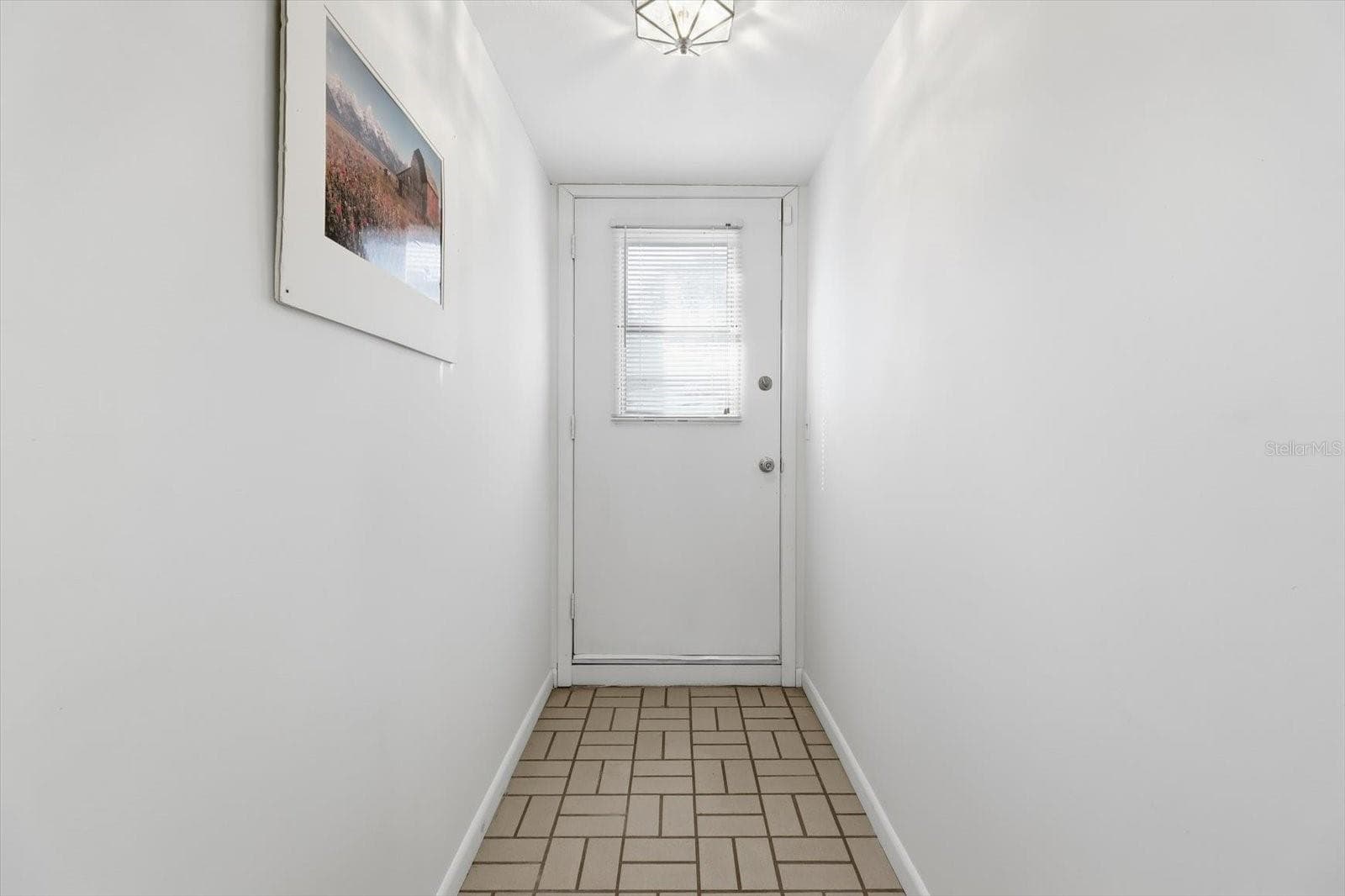 Single Family Residence at 11641 E SALMON DR, FLORAL CITY, photo 24 of 43