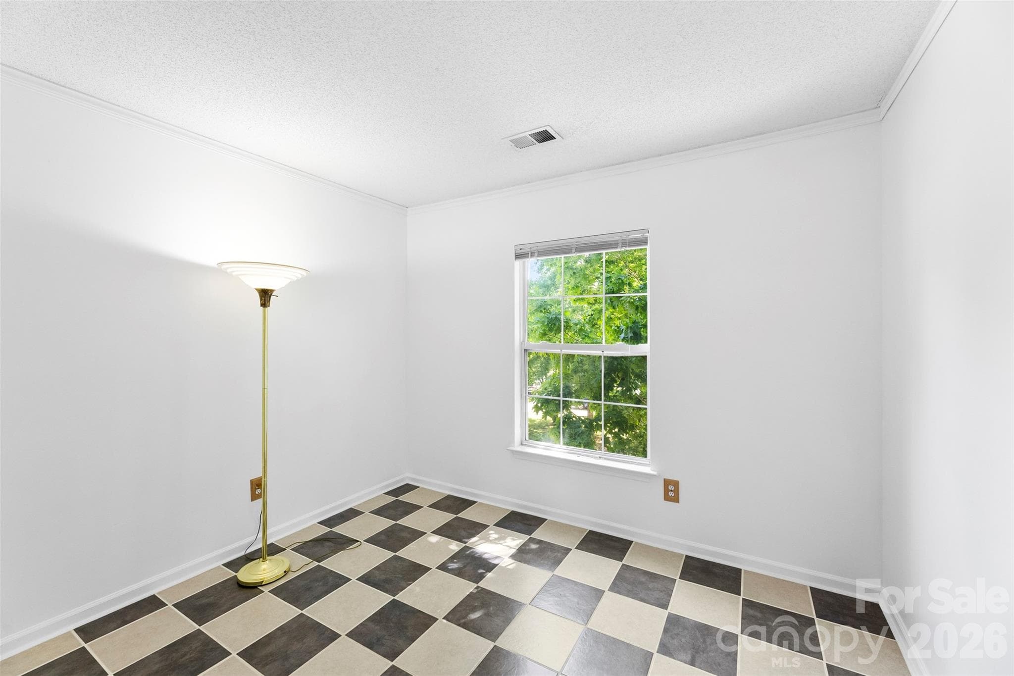 Single Family Residence at 15027 Ashlight Drive, Charlotte, photo 18 of 43