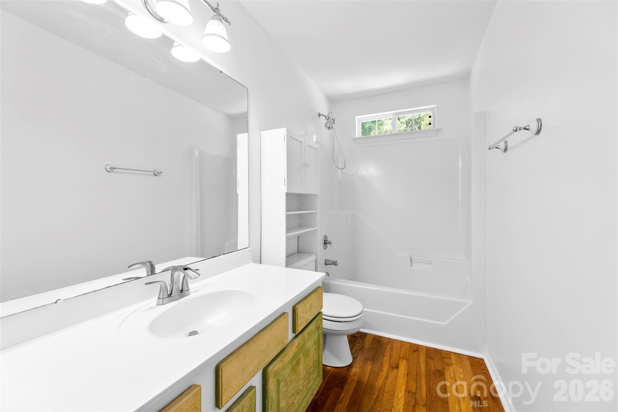 Single Family Residence at 15027 Ashlight Drive, Charlotte, photo 20 of 43