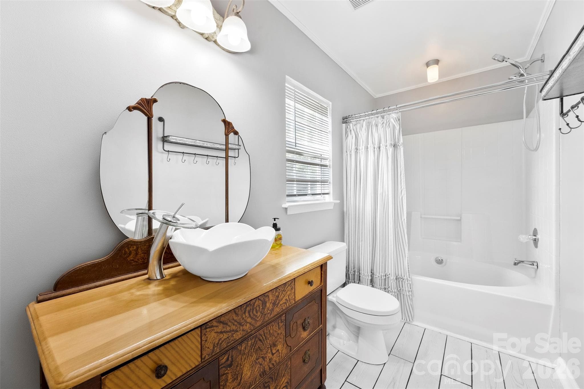 Single Family Residence at 15027 Ashlight Drive, Charlotte, photo 25 of 43