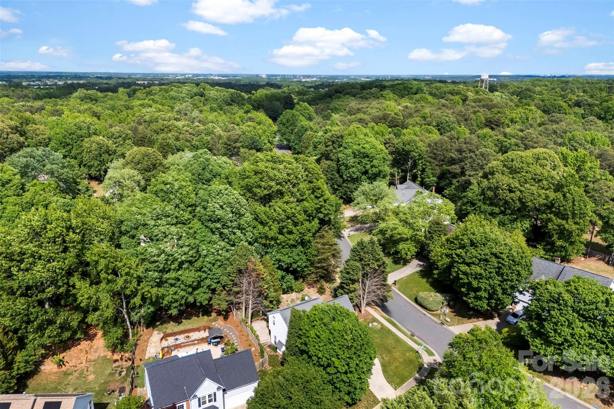Single Family Residence at 15027 Ashlight Drive, Charlotte, photo 40 of 43