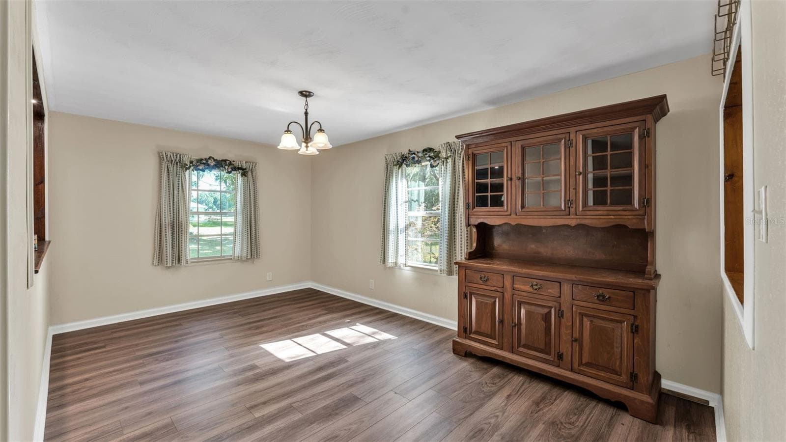 Single Family Residence at 501 SWILLEY RD, PLANT CITY, photo 6 of 24