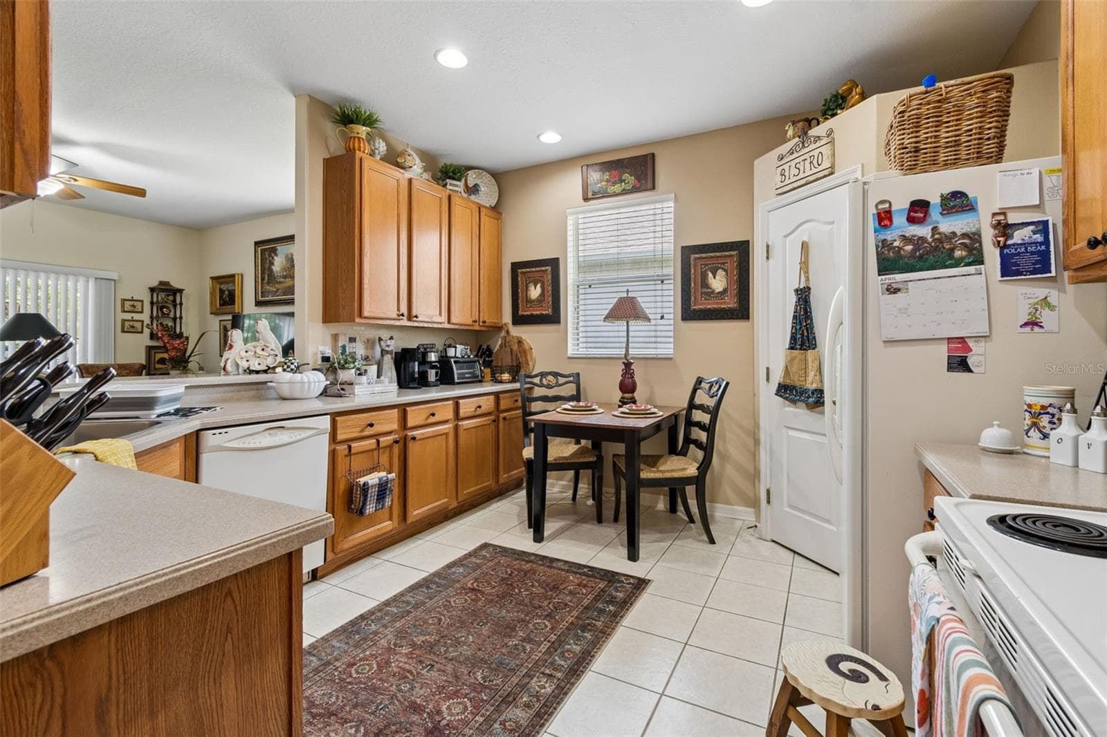 Single Family Residence at 4027 LANGDRUM DR, WESLEY CHAPEL, photo 6 of 37