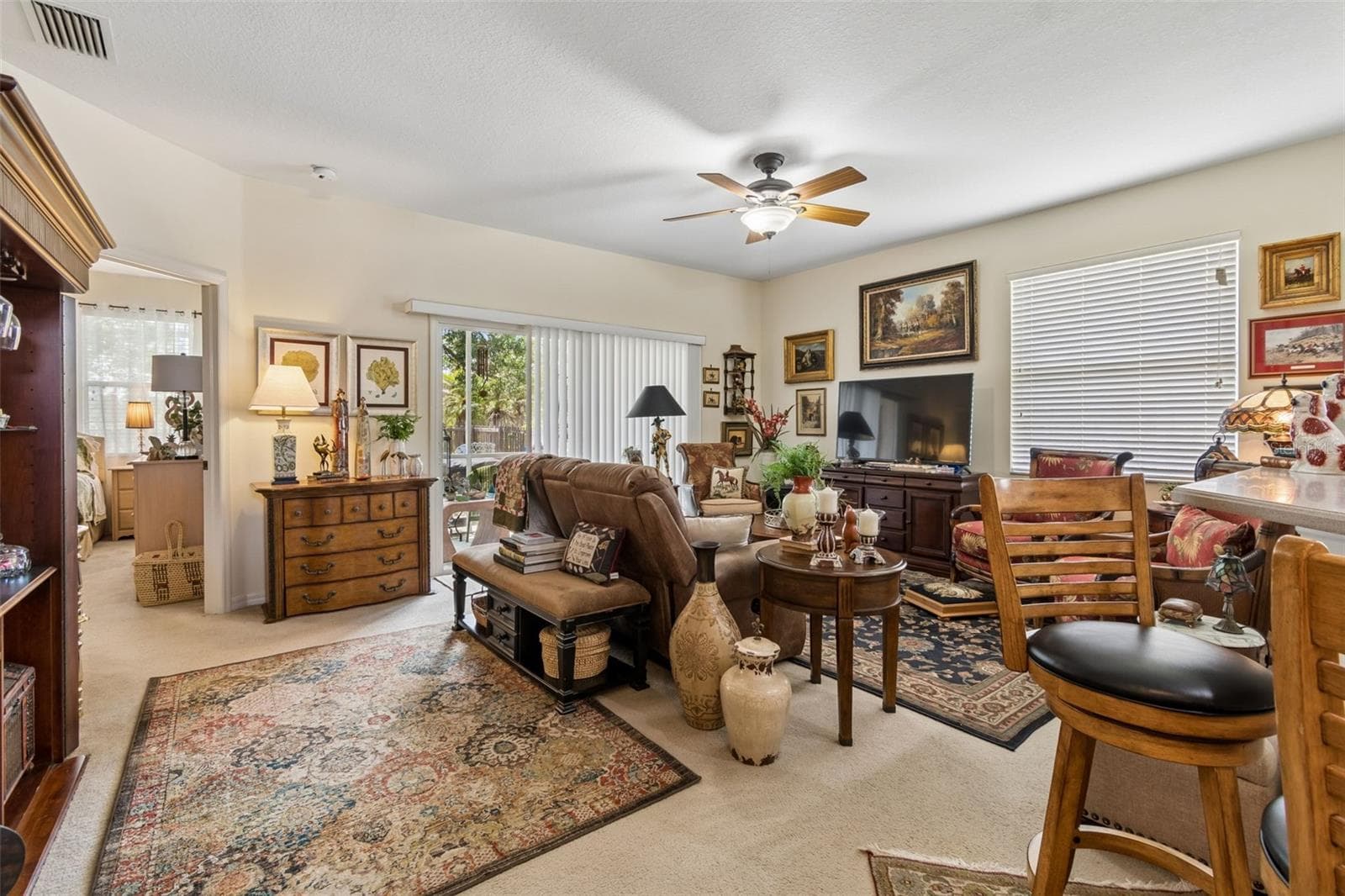 Single Family Residence at 4027 LANGDRUM DR, WESLEY CHAPEL, photo 11 of 37