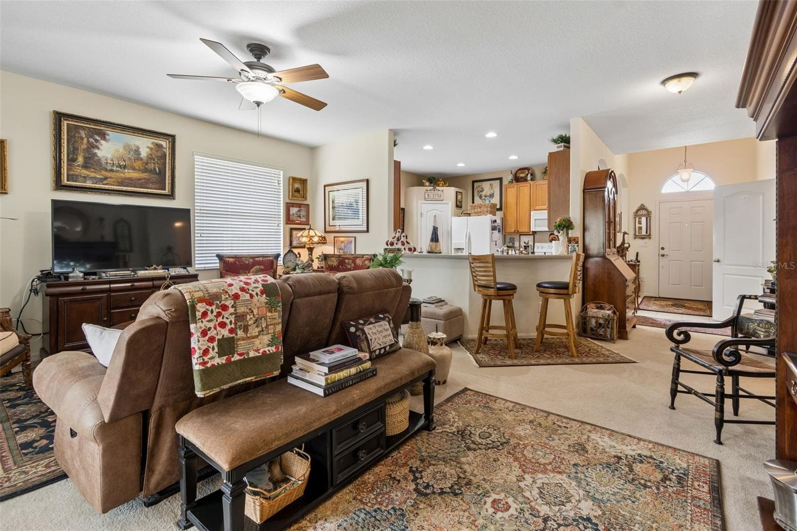 Single Family Residence at 4027 LANGDRUM DR, WESLEY CHAPEL, photo 13 of 37