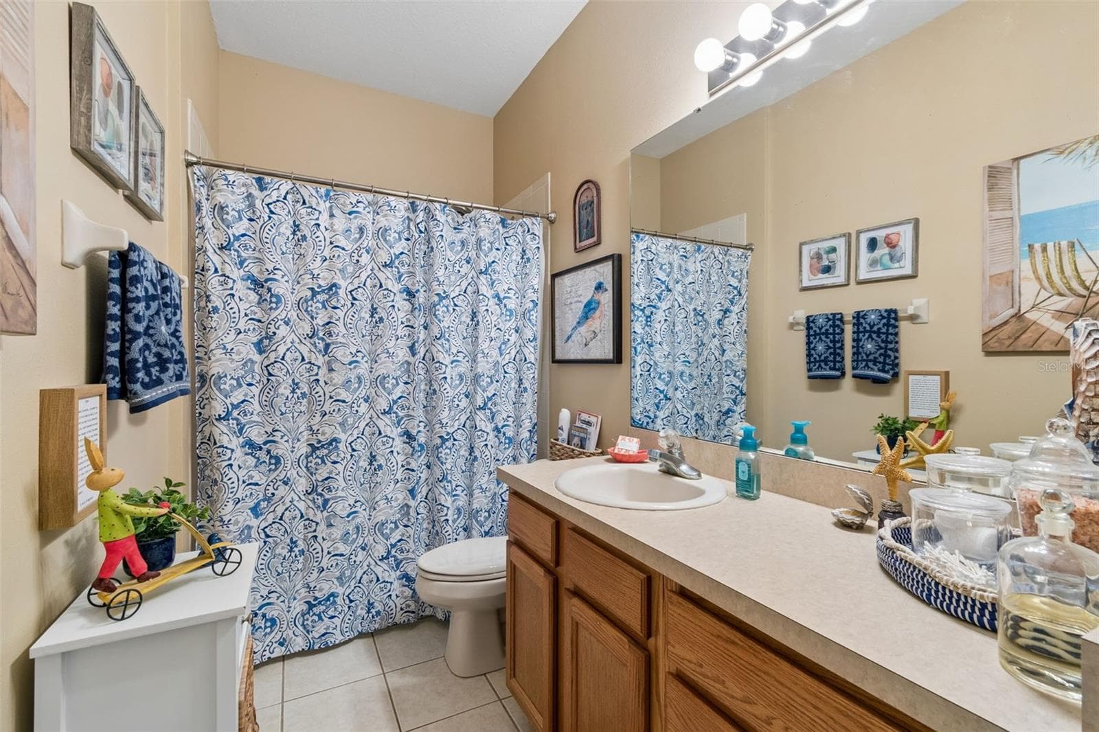 Single Family Residence at 4027 LANGDRUM DR, WESLEY CHAPEL, photo 19 of 37