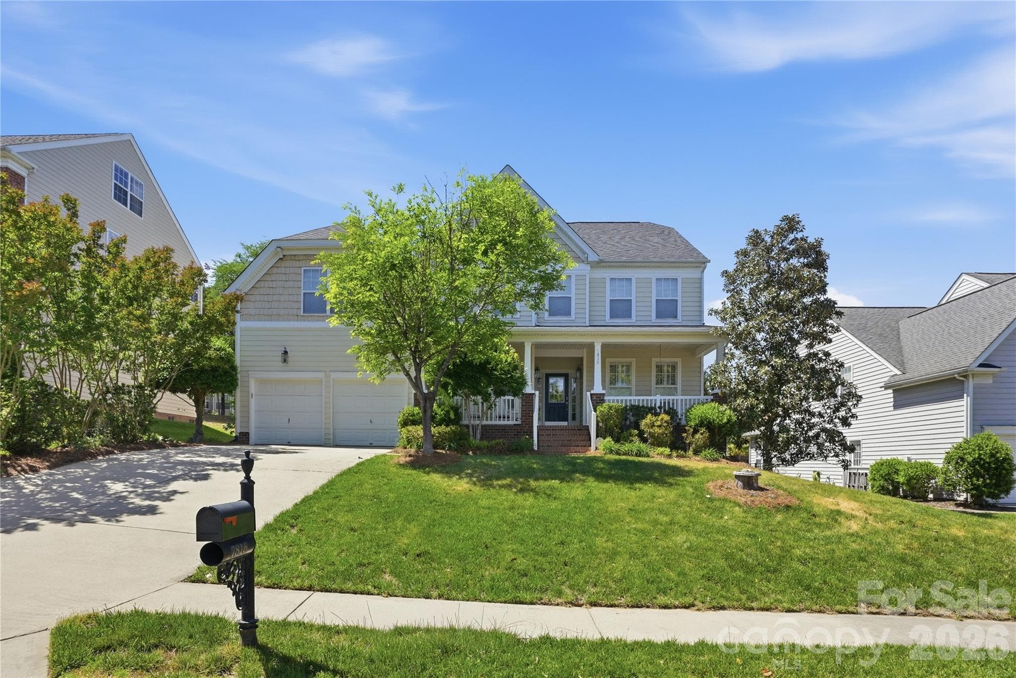 Single Family Residence at 7816 Whisperingwood Drive, Harrisburg, photo 4 of 43