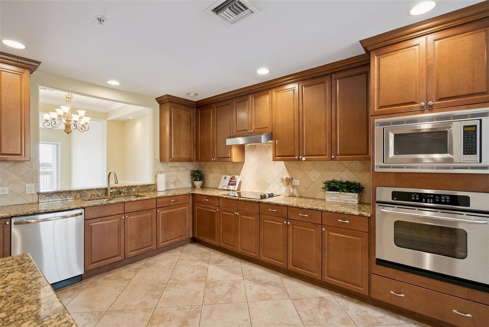 Condominium at 8743 THE ESPLANADE #34, ORLANDO, photo 5 of 71