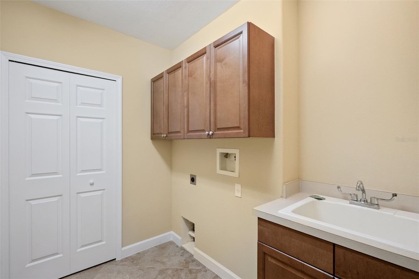 Storage closet / utility space - 8743 THE ESPLANADE #34, ORLANDO