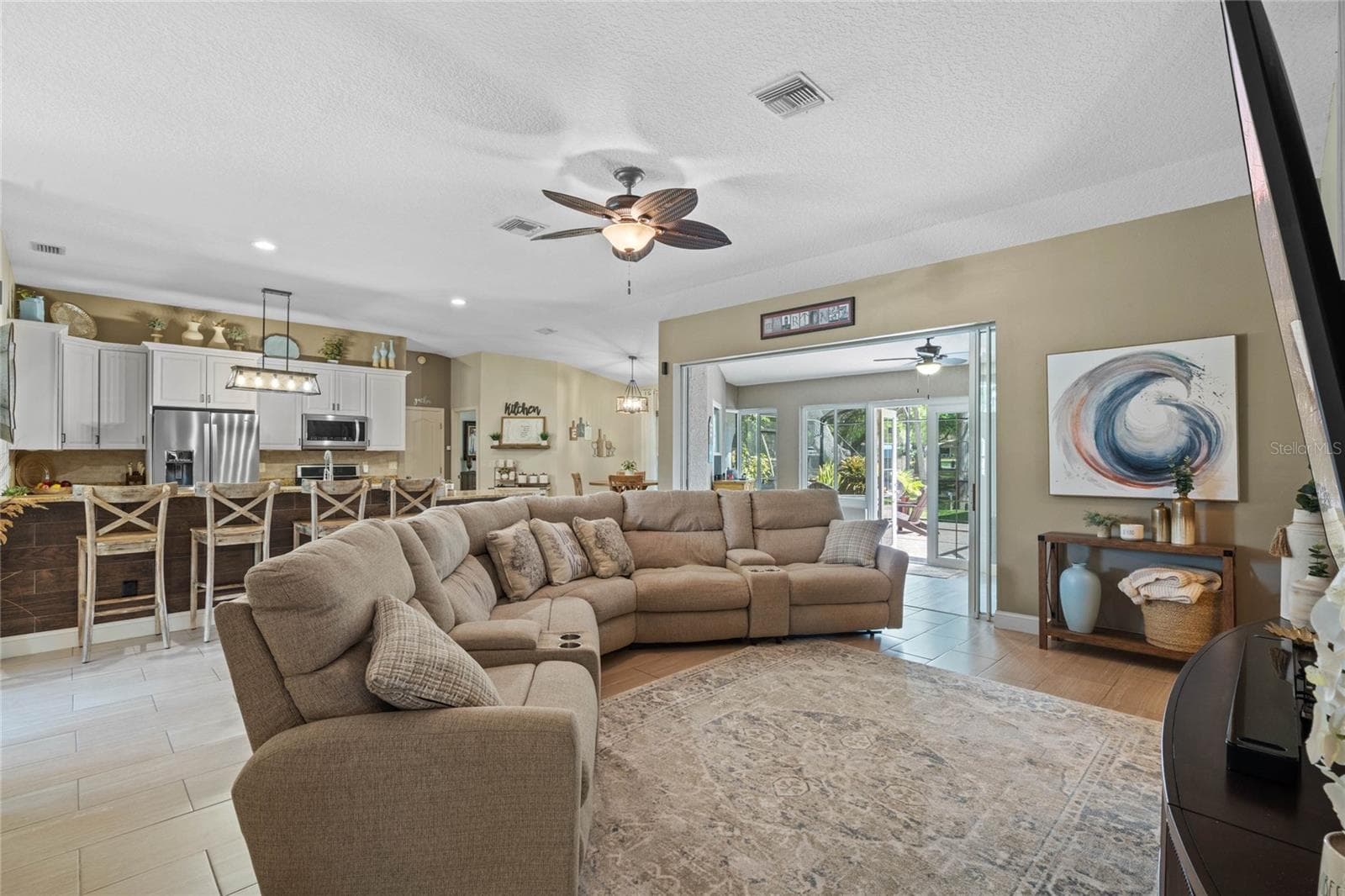 Single Family Residence at 11516 LYONS CT, CLERMONT, photo 6 of 61