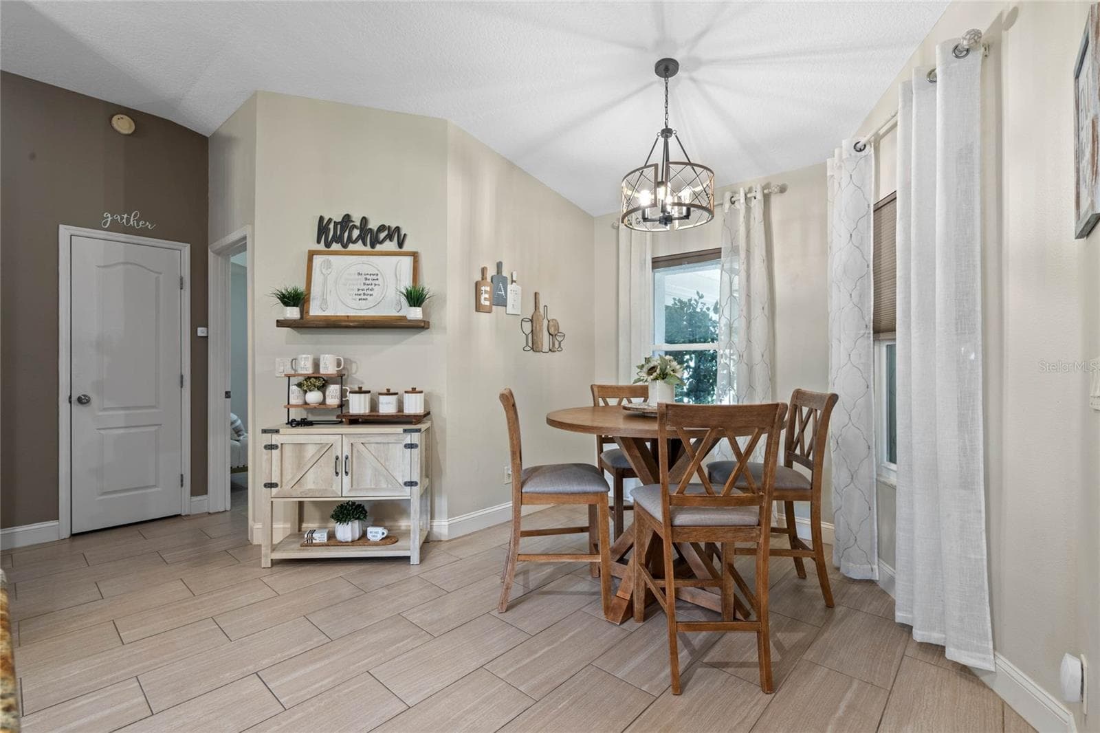 Single Family Residence at 11516 LYONS CT, CLERMONT, photo 11 of 61