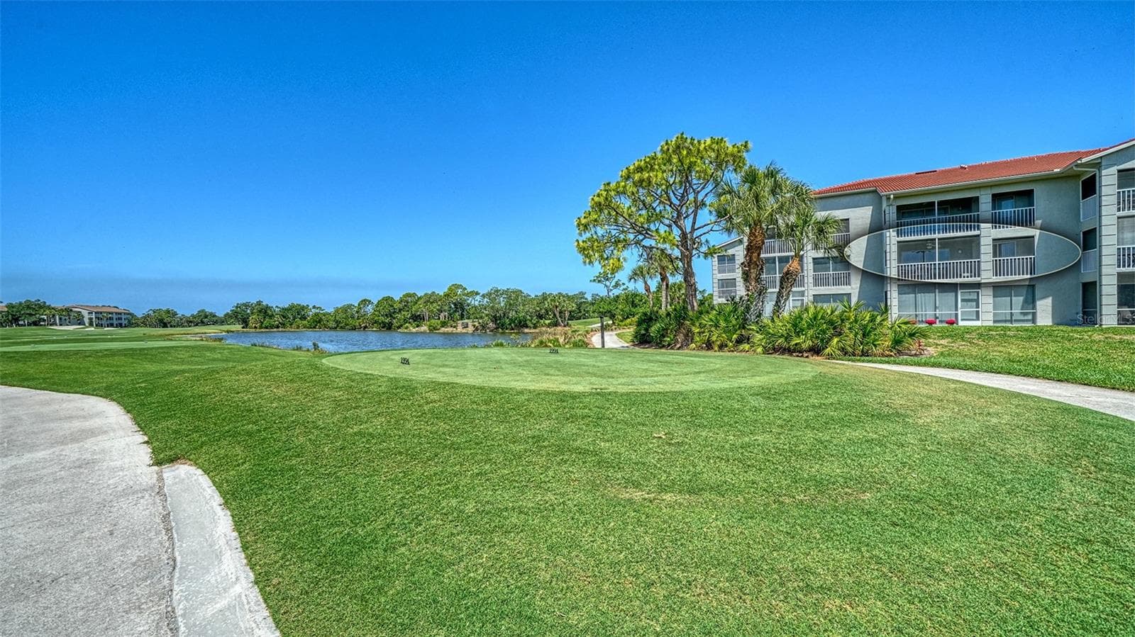 Condominium at 9330 CLUBSIDE CIR #3202, SARASOTA, photo 13 of 69