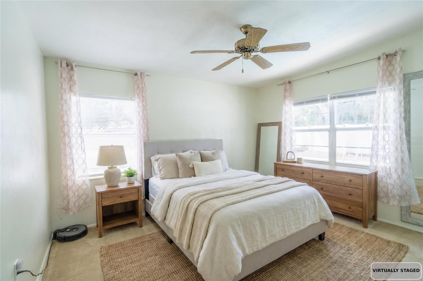 Virtually staged primary bedroom - 3523 SE 6TH ST, OCALA