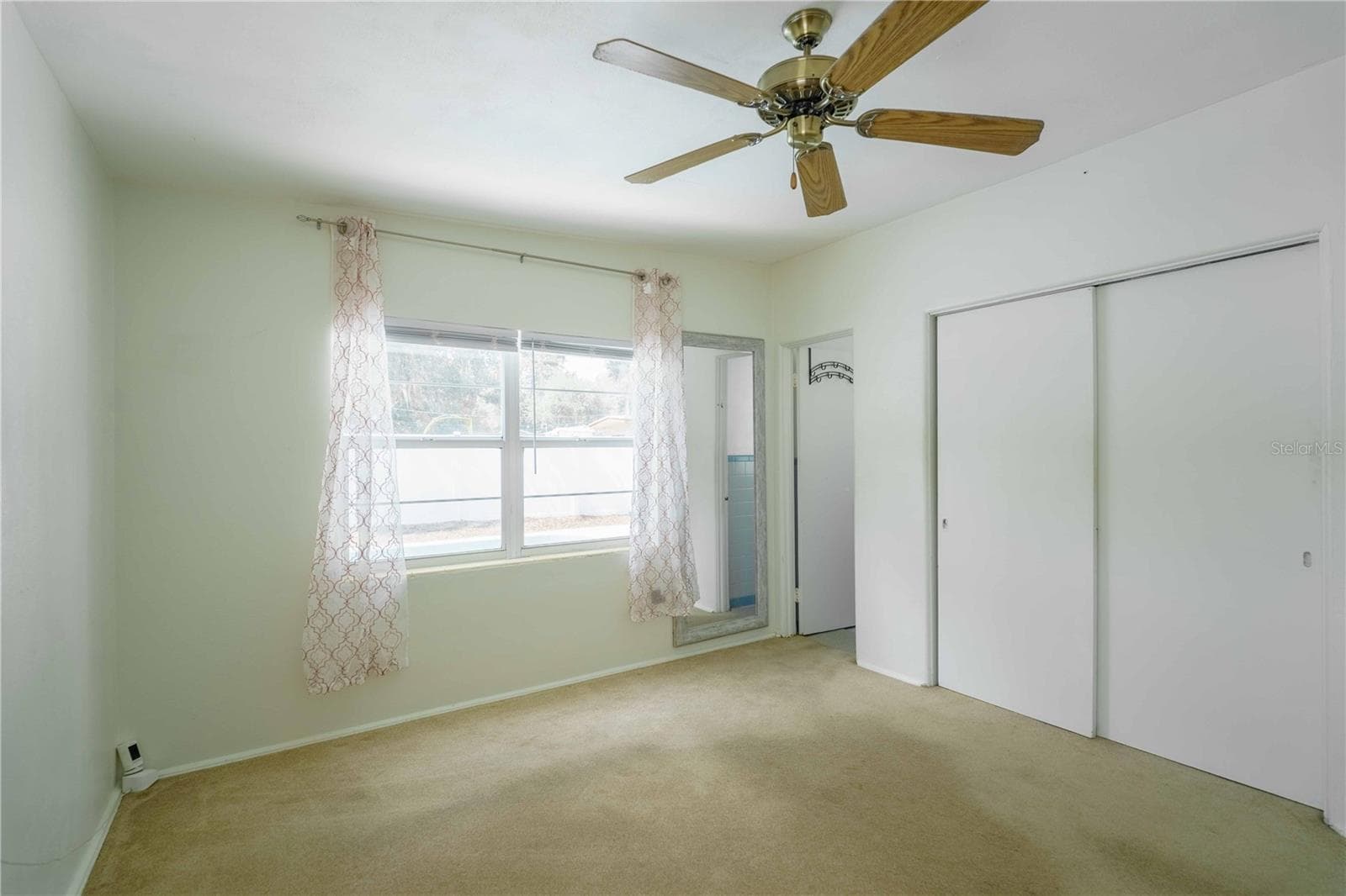 Primary bedroom - 3523 SE 6TH ST, OCALA