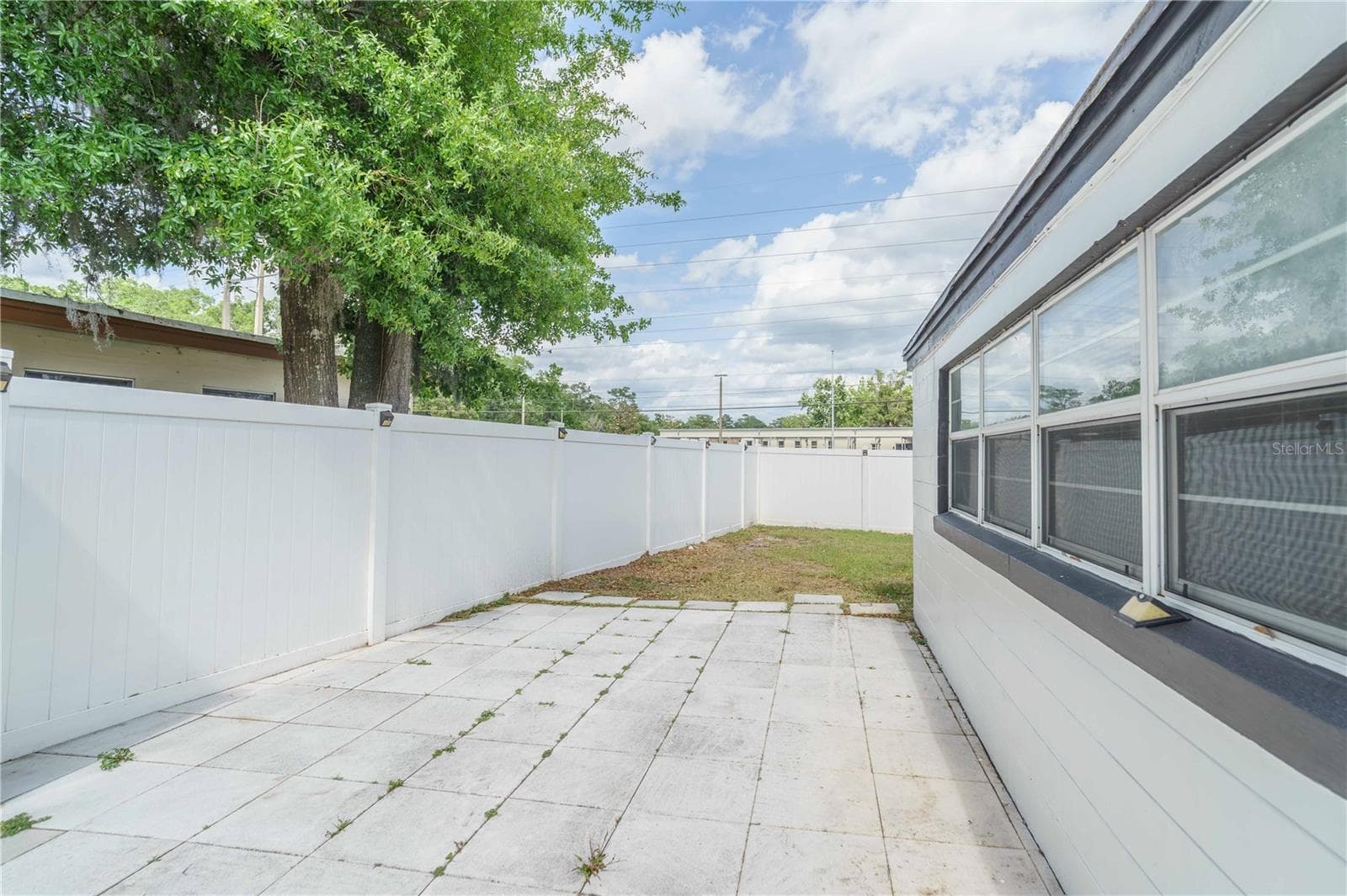 Plenty of room for a pergola - 3523 SE 6TH ST, OCALA