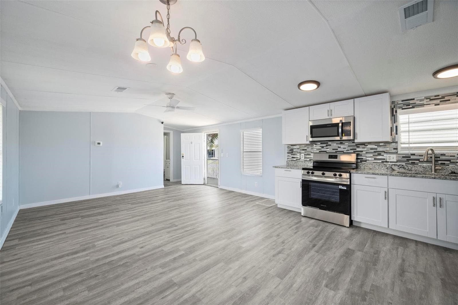 Manufactured Home at 1000 KINGS HWY #101, PORT CHARLOTTE, photo 7 of 67