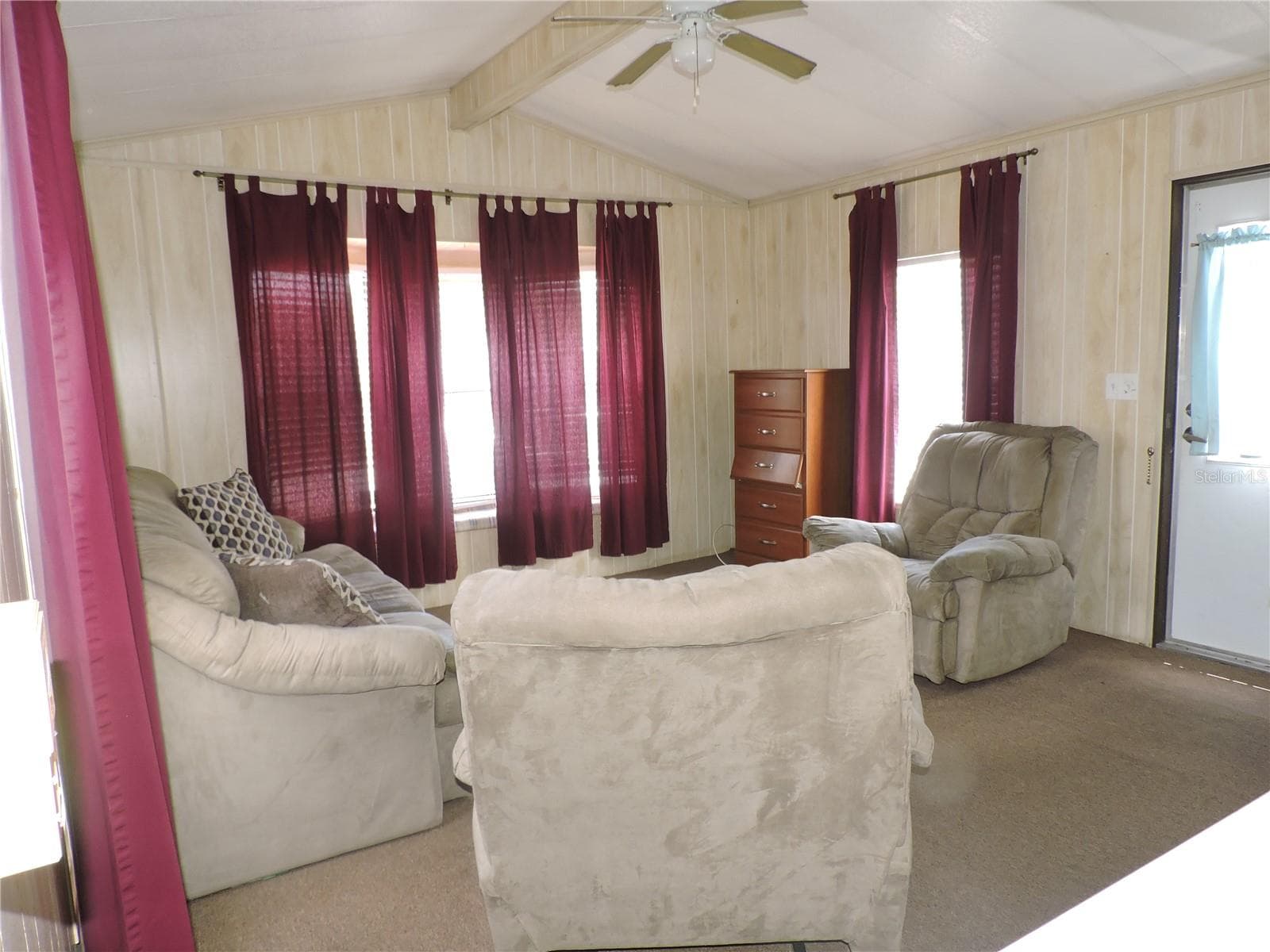 Manufactured Home at 236 2ND AVE N, LAKE WALES, photo 4 of 26