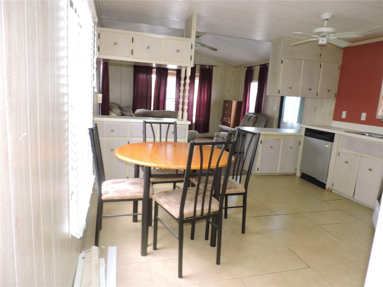 Manufactured Home at 236 2ND AVE N, LAKE WALES, photo 10 of 26