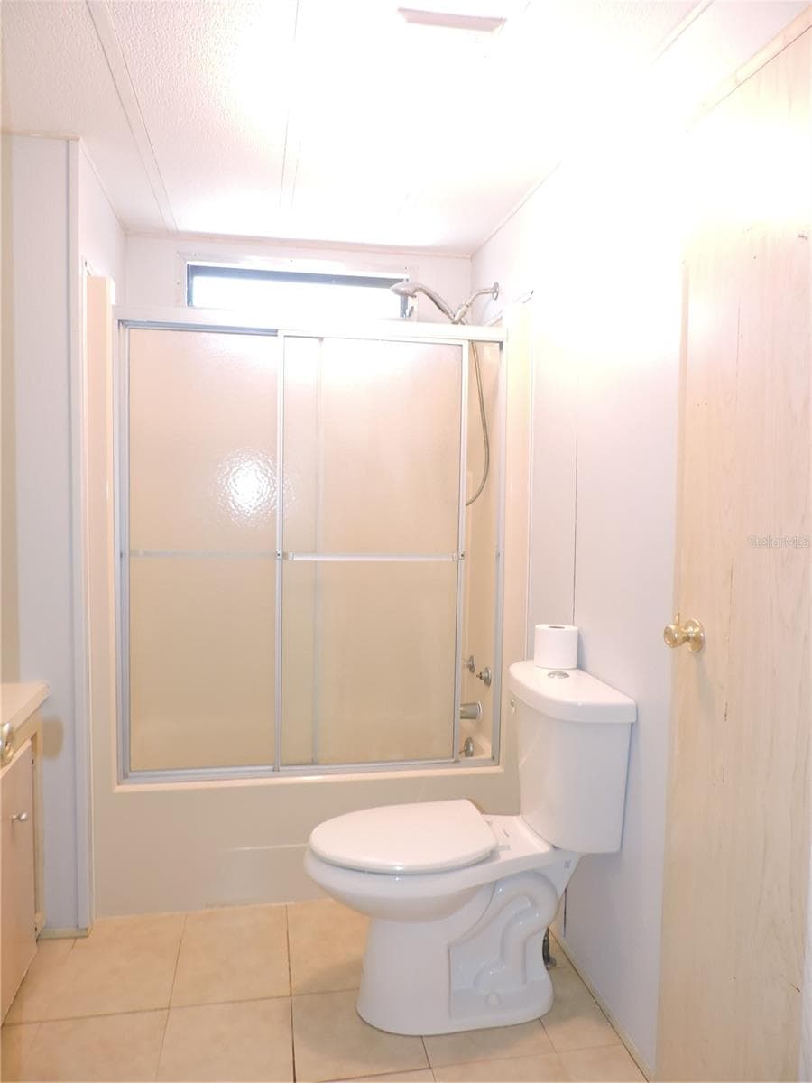 Manufactured Home at 236 2ND AVE N, LAKE WALES, photo 16 of 26
