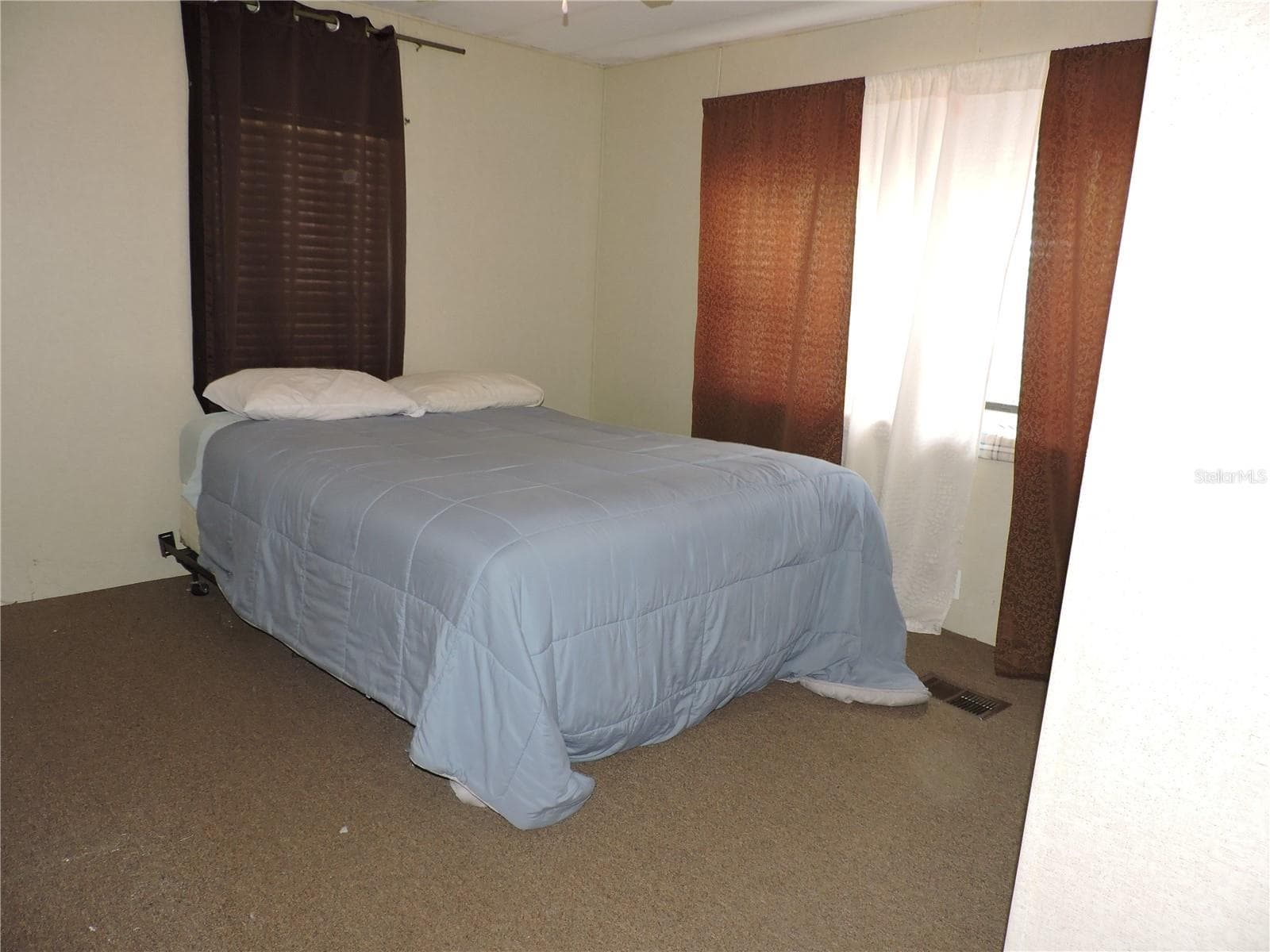 Manufactured Home at 236 2ND AVE N, LAKE WALES, photo 17 of 26