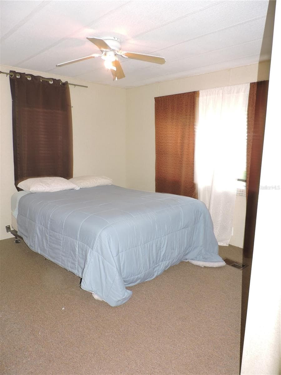 Manufactured Home at 236 2ND AVE N, LAKE WALES, photo 18 of 26