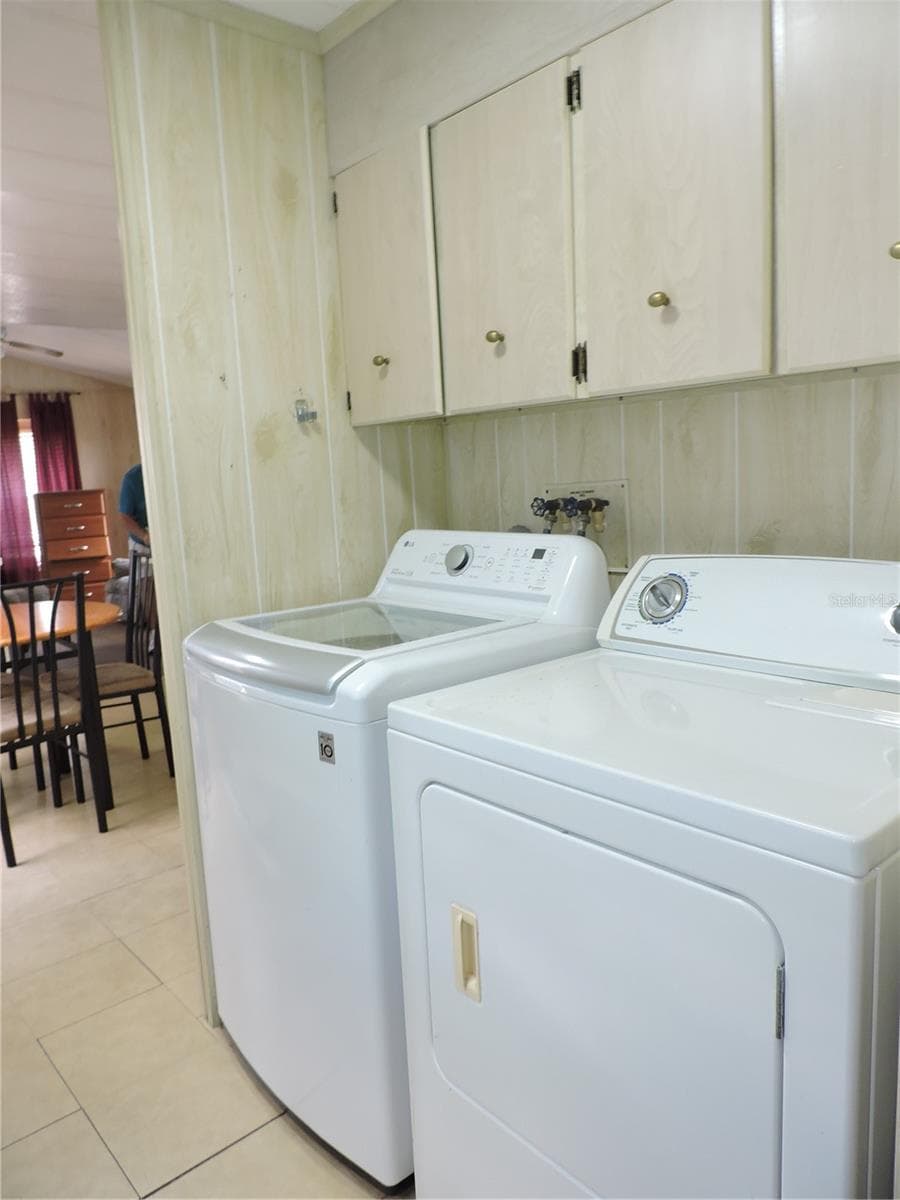 Manufactured Home at 236 2ND AVE N, LAKE WALES, photo 19 of 26