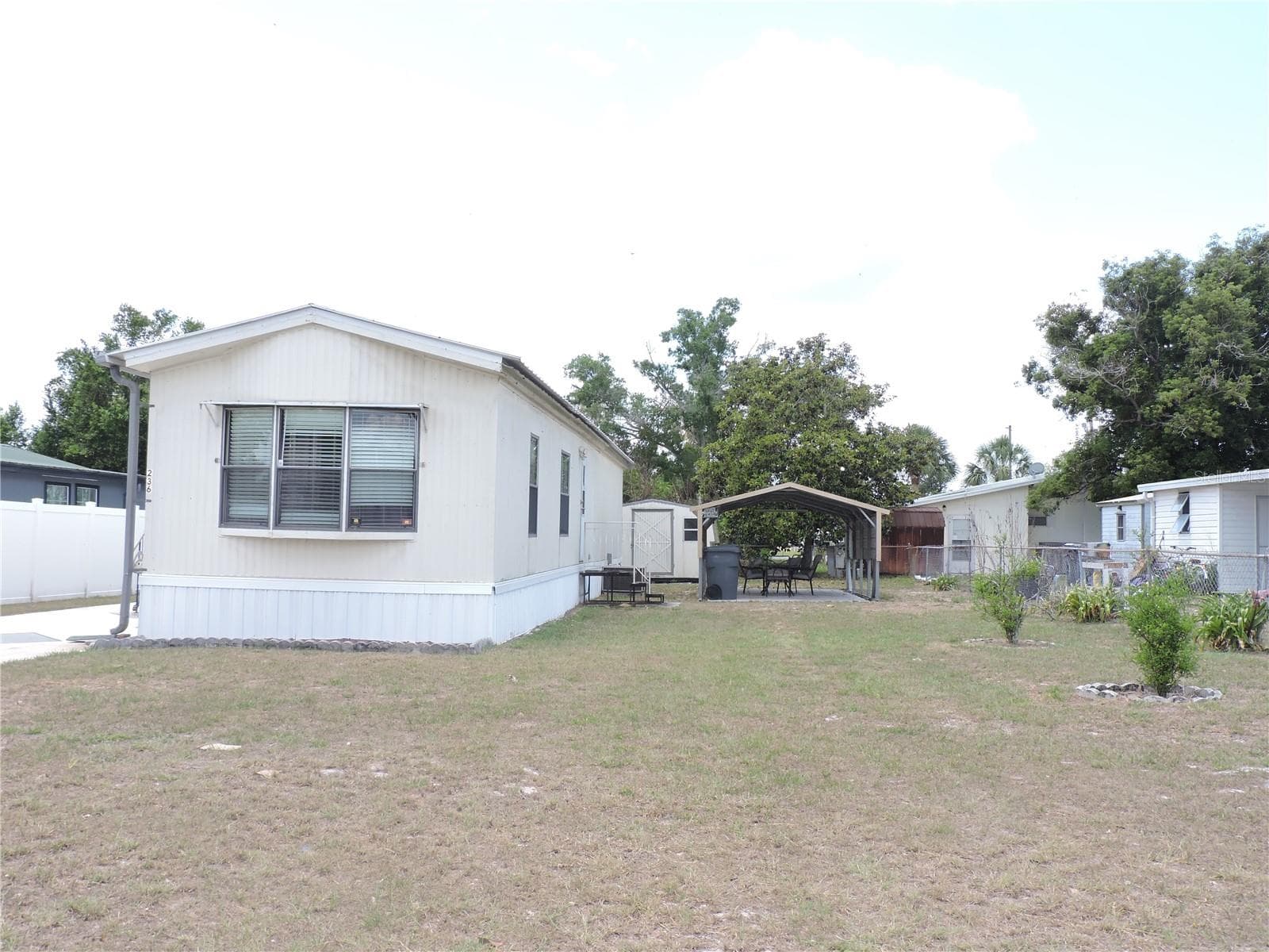 Manufactured Home at 236 2ND AVE N, LAKE WALES, photo 23 of 26