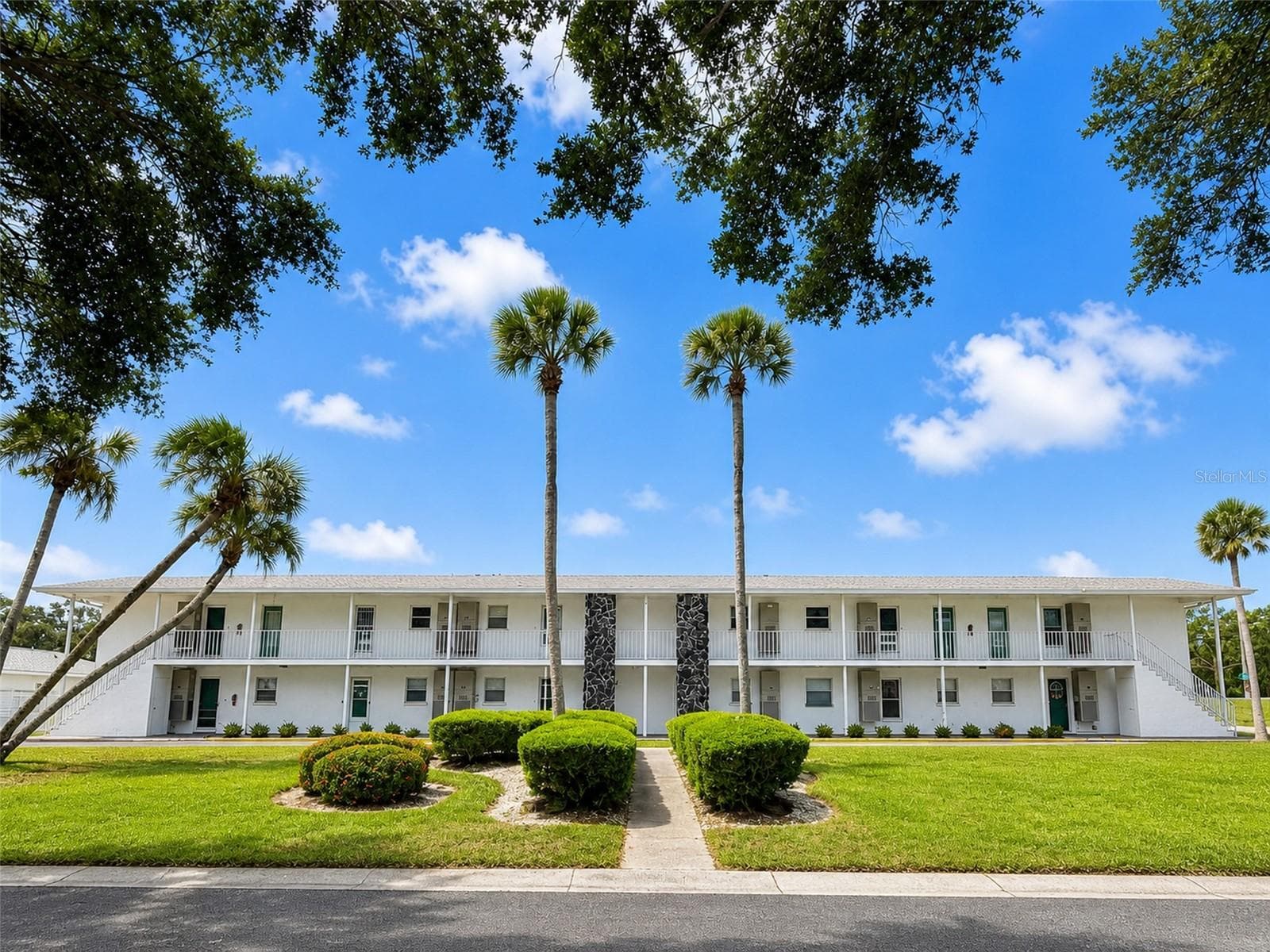 3900 ROXANE BLVD #11B